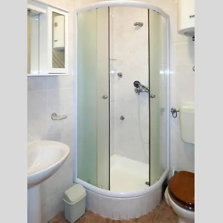 Standard One Bedroom Apartment *